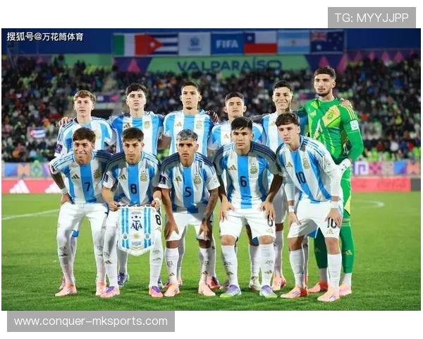 阿根廷队防守数据亮眼,防线稳固成夺冠关键 阿根廷队防守数据亮眼,防线稳固成夺冠关键